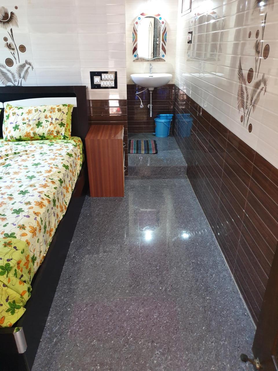 Rks Homestay Hampi Exterior photo