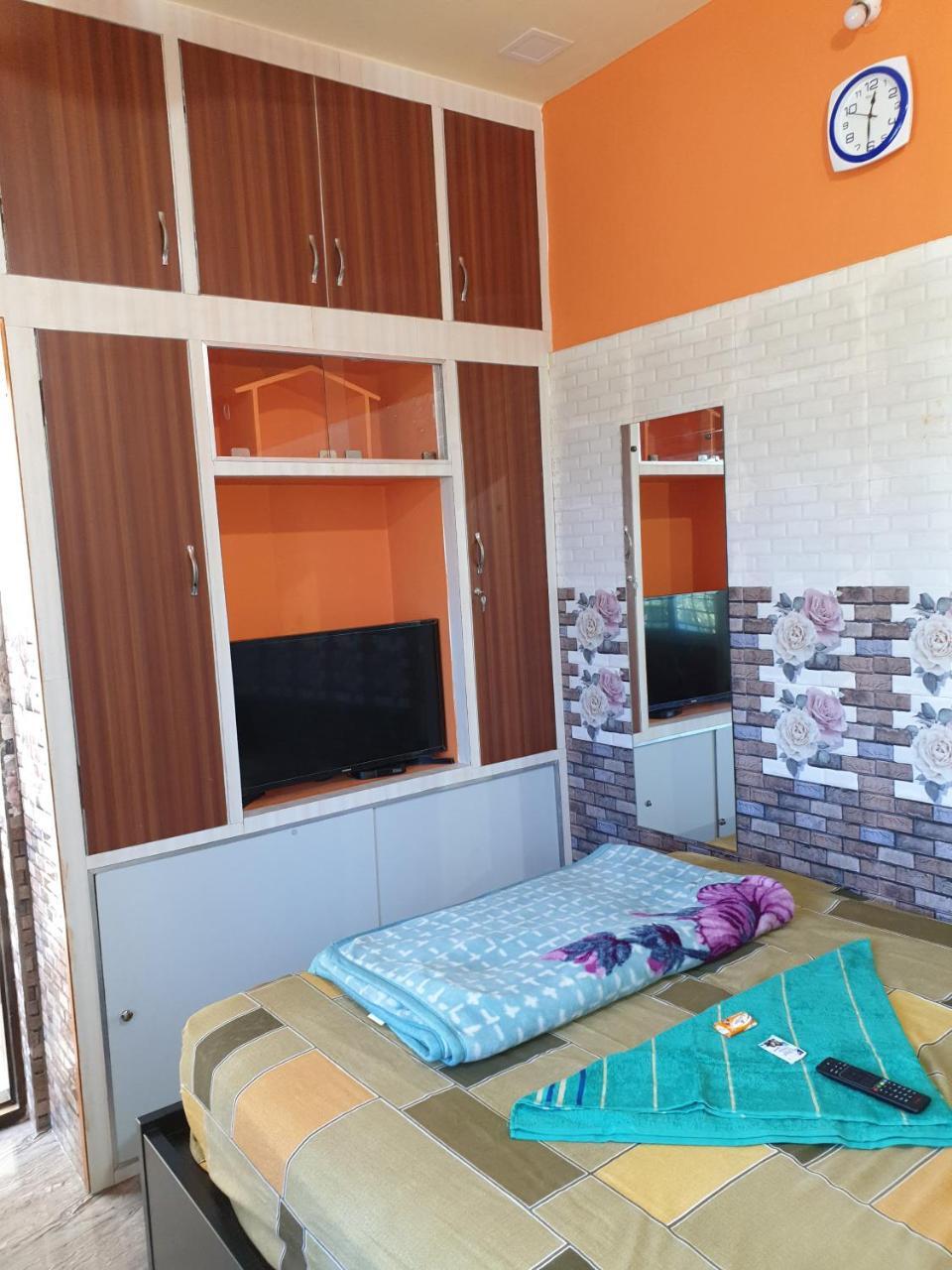 Rks Homestay Hampi Exterior photo